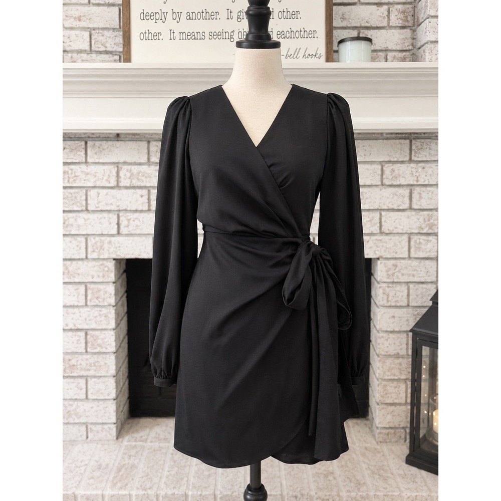 ONE33 Social Wrap Dress Women Size 0 Black Puff Sleeve Mini Chic LBD‎ NW